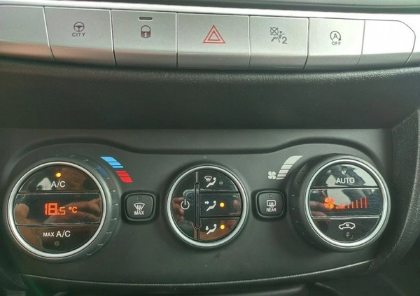 Fiat Tipo cena 52900 przebieg: 51765, rok produkcji 2019 z Karpacz małe 379